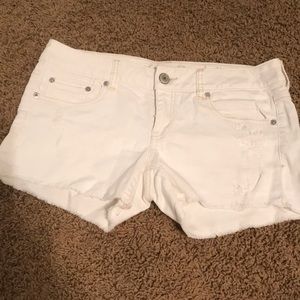 Distressed white shorts! Great for summer